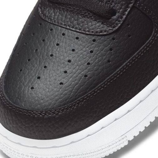 NIKE AIR FORCE 1 '07 NEGRAS - Imagen 6